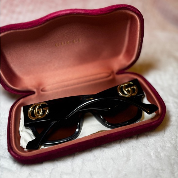 Gucci Sunglasses GG1422S - Picture 1 of 5